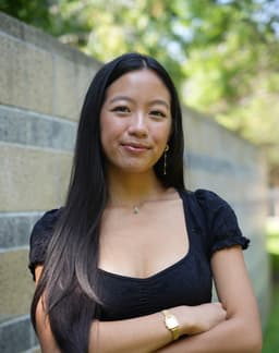 Lindsey Ho